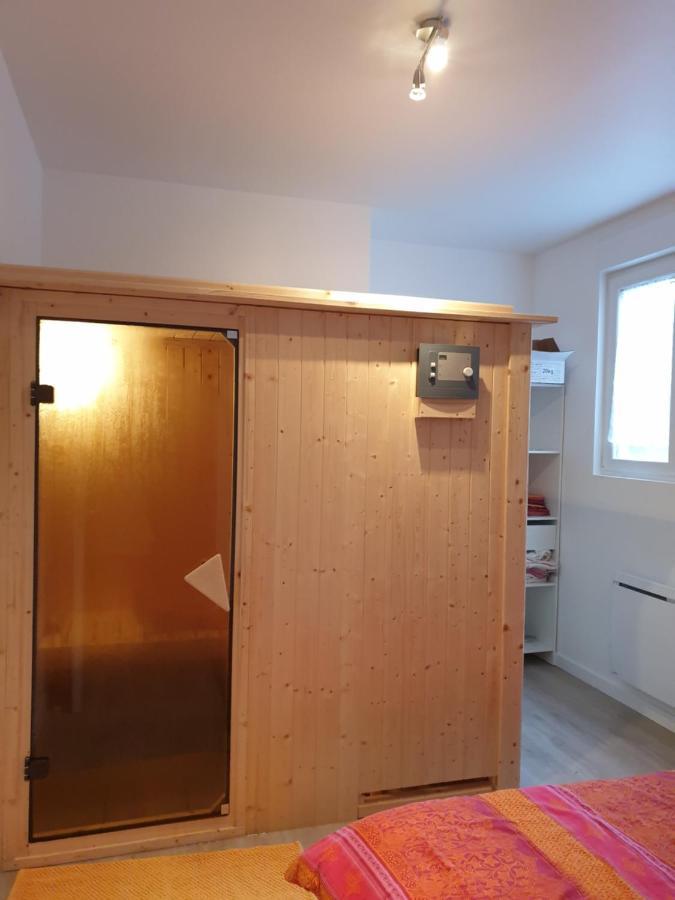Appartement Hyper-Centre Epernay Avec Sauna Et Parking Prive Exterior foto